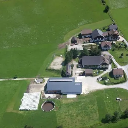 Hansalagut Фермерский дом *